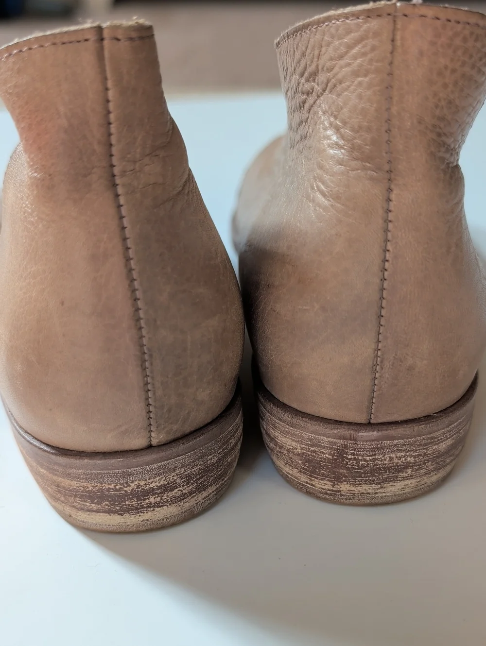 Free People, Royale, Tan D'Orsay Leather Flats. Size 8.5